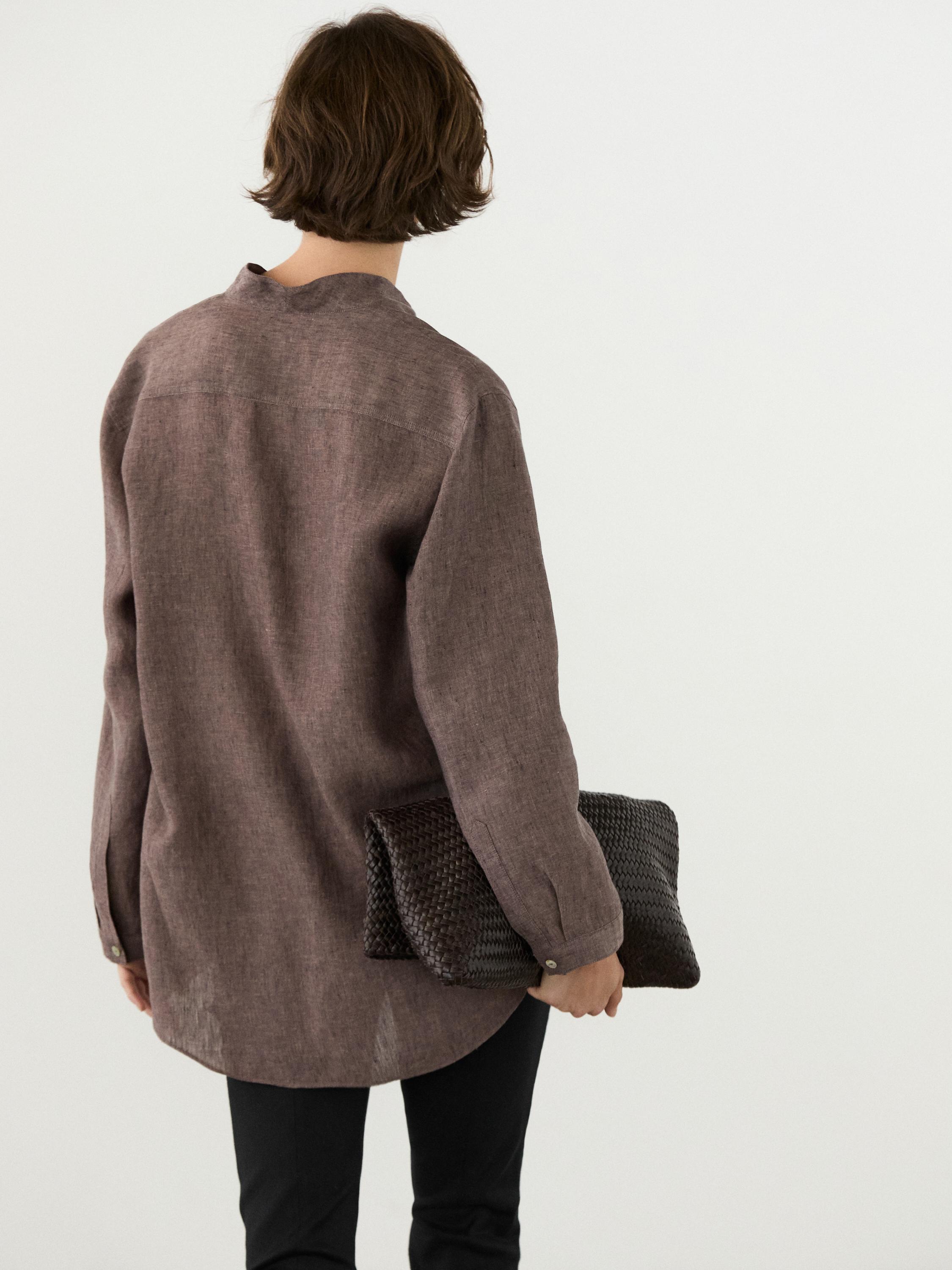100% linen V-neck shirt